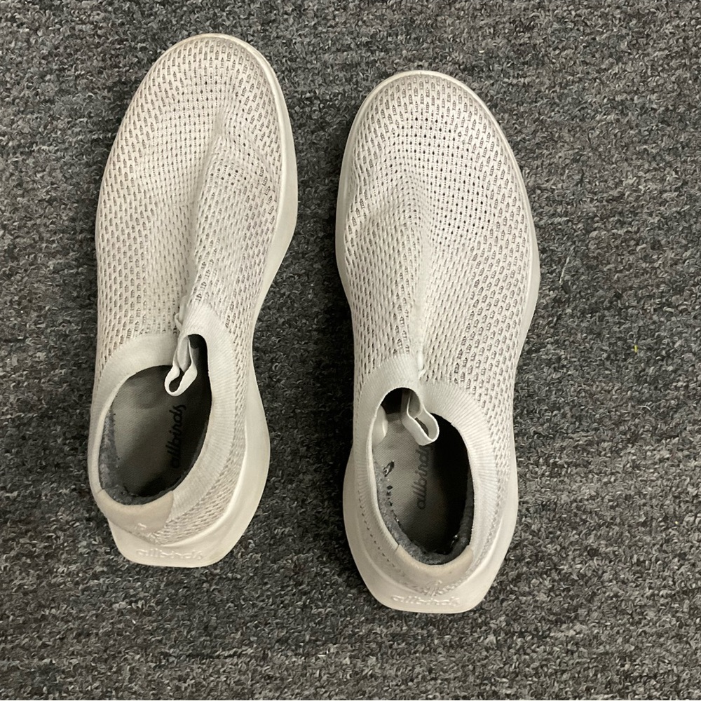 Used air birds sneakers slip on 10